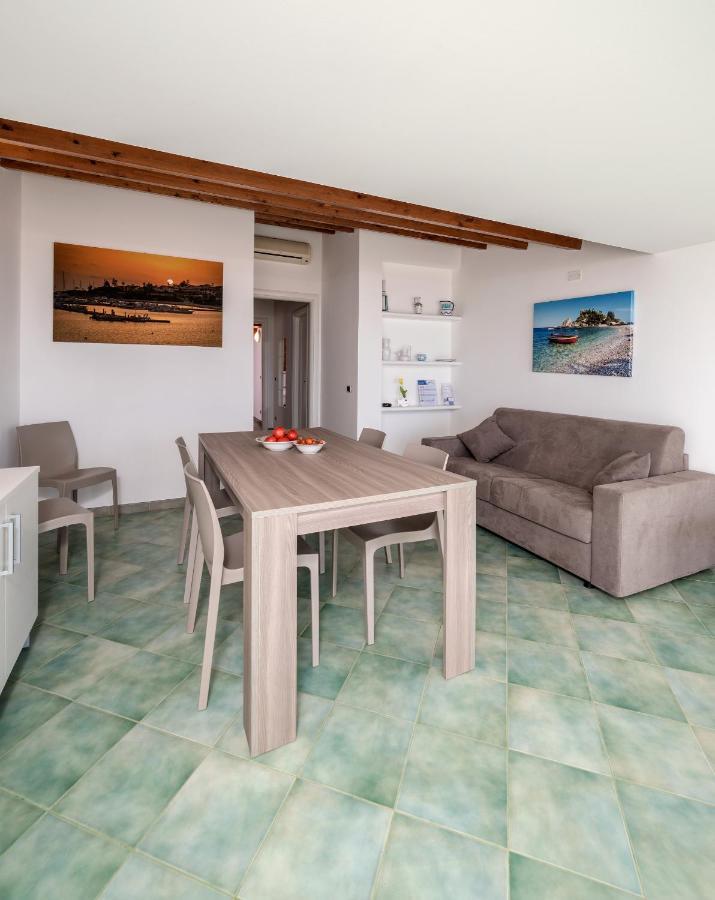 Archimede, Appartamento Con Vista In Centro A มารีนาดีรากูซา ภายนอก รูปภาพ