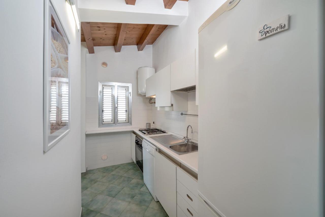 Archimede, Appartamento Con Vista In Centro A มารีนาดีรากูซา ภายนอก รูปภาพ