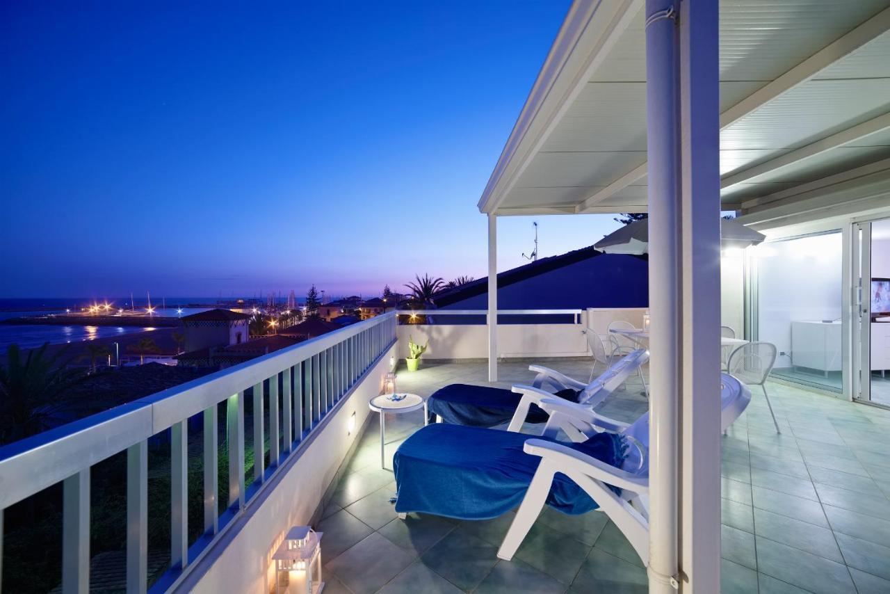 Archimede, Appartamento Con Vista In Centro A มารีนาดีรากูซา ภายนอก รูปภาพ